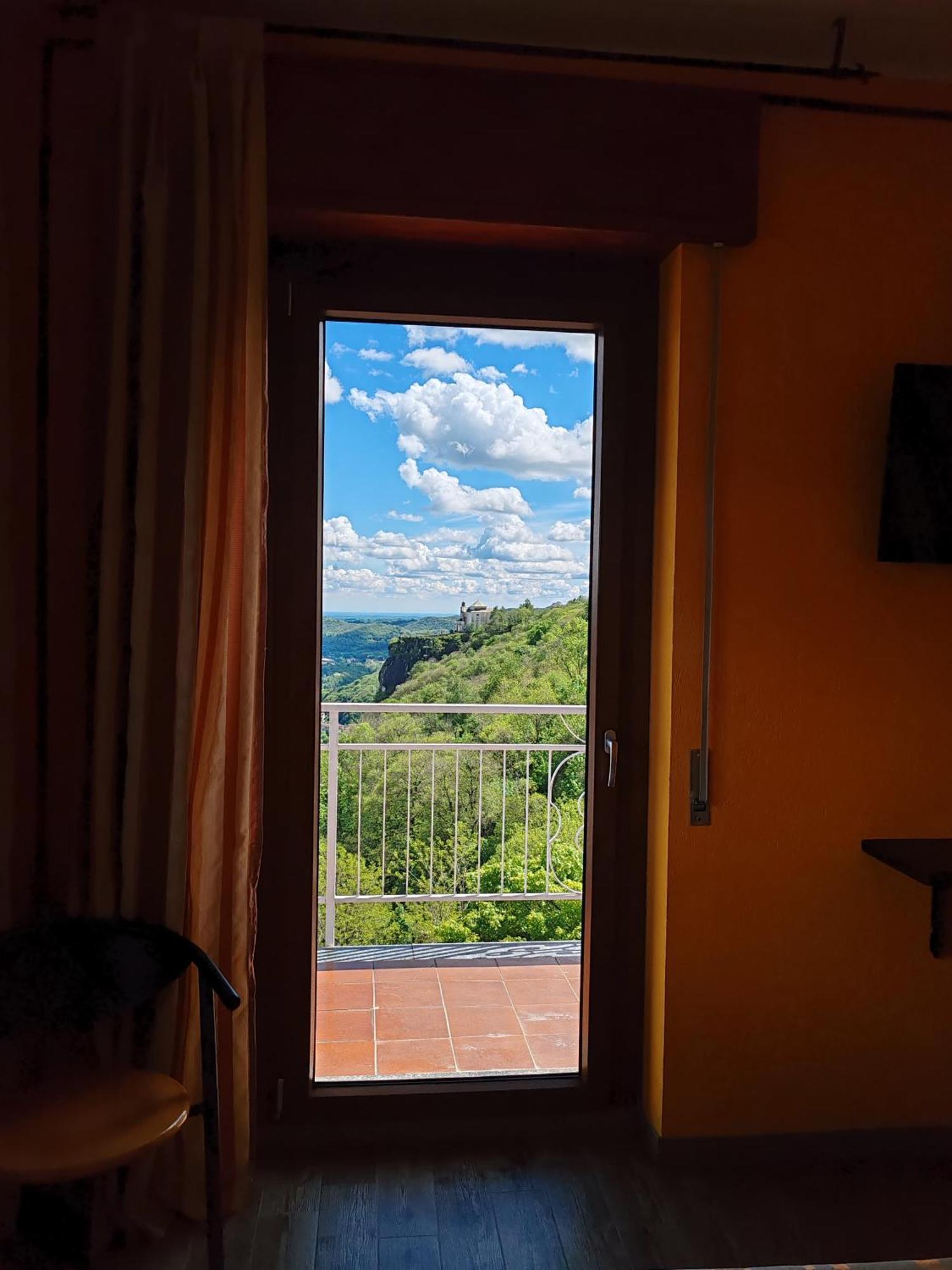 Hotel Panoramico Madonna Del Sasso Exterior foto